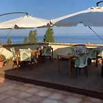 Kalura Bed & Breakfast Macari