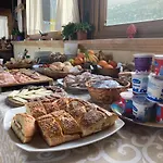 Kalura Bed & Breakfast Macari