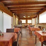 Bed & Breakfast Kalura 4*