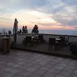 Kalura Bed & Breakfast 4*