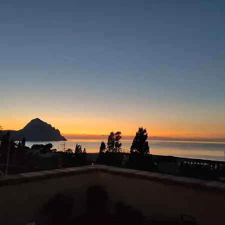 Bed & Breakfast Kalura Macari