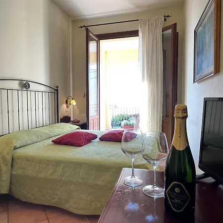 Bed & Breakfast Kalura Macari