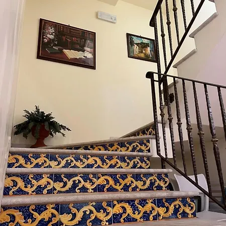 Kalura Bed & Breakfast 3*