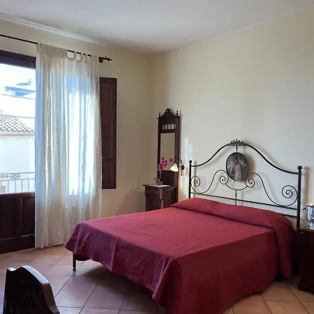 Kalura Bed & Breakfast Macari