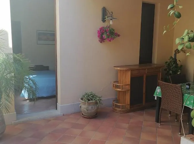 Frühstückspension Kalura Macari