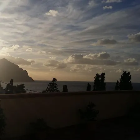 Kalura Macari