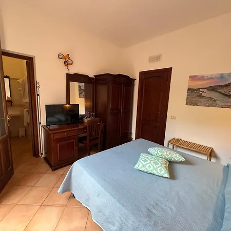 Kalura Bed and Breakfast Macari