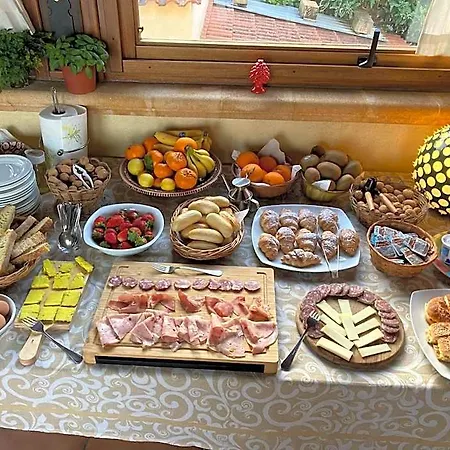 Kalura Alojamento de Acomodação e Pequeno-almoço 4*
